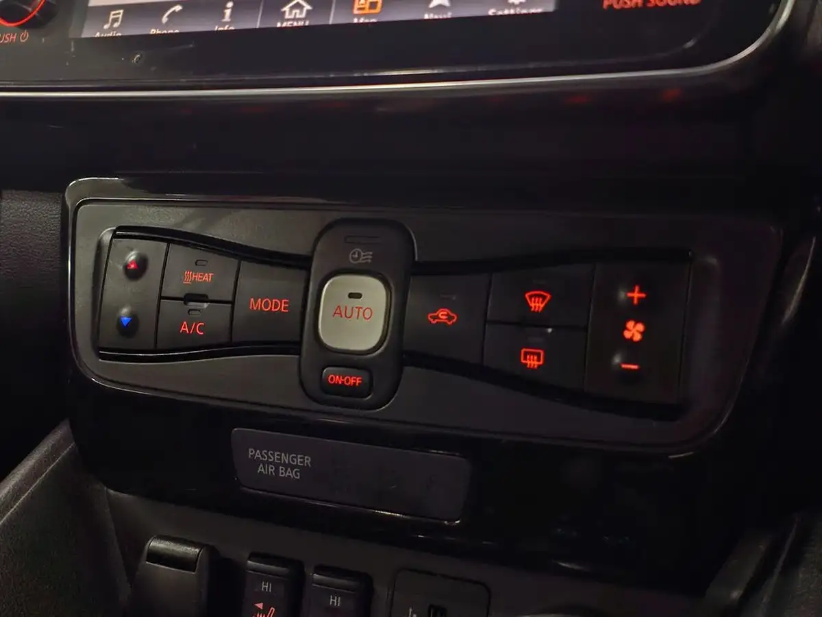 2019-nissan-leaf-e-n-connecta-big-62