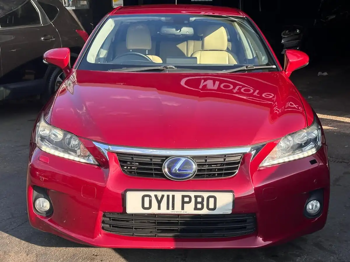 2011-lexus-ct-200h-18-se-l-premier-big-4