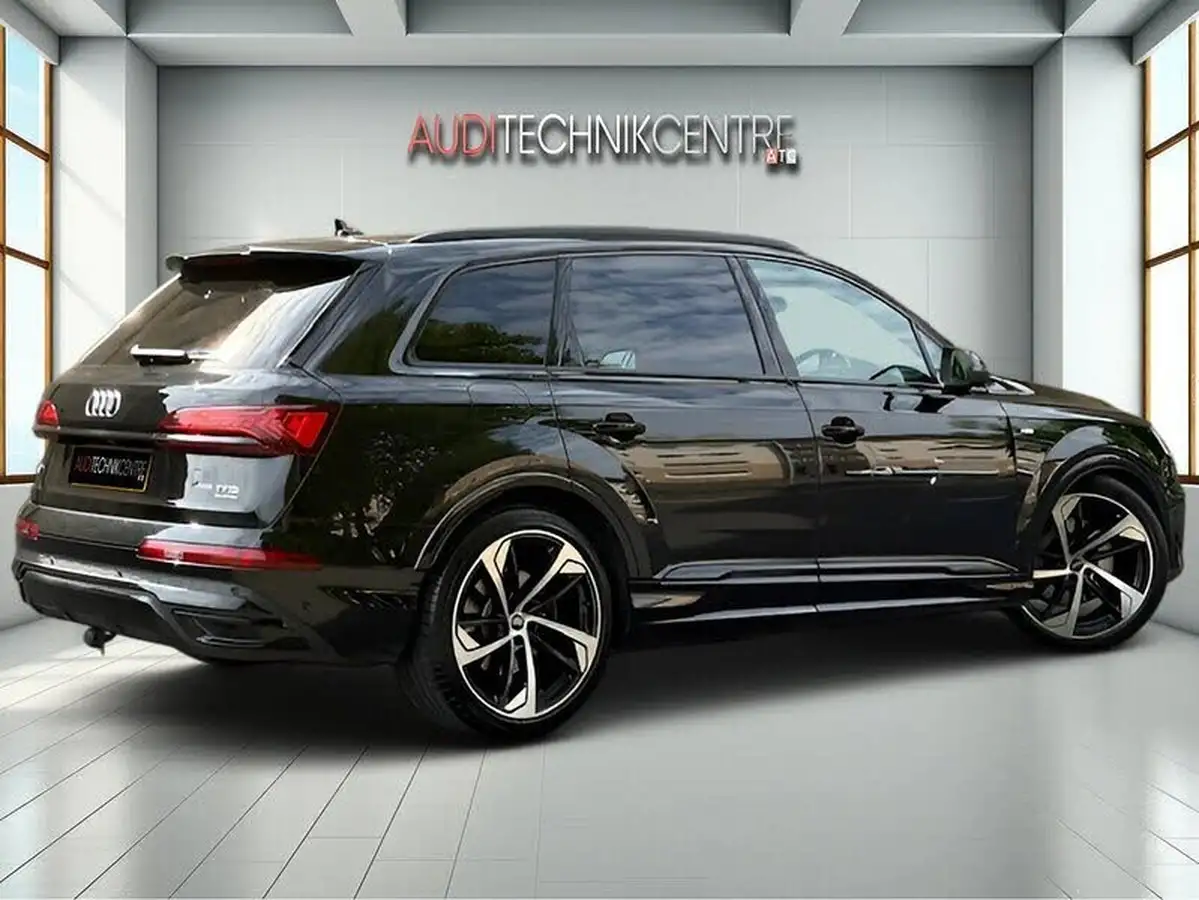 2022-audi-q7-30-55-tfsi-black-edition-big-5