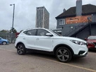 2021-mg-zs-suv-e-exclusive-ev-small-1