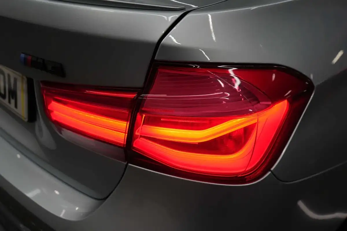 2018-bmw-3-series-30-m3-competition-package-m-dct-big-11