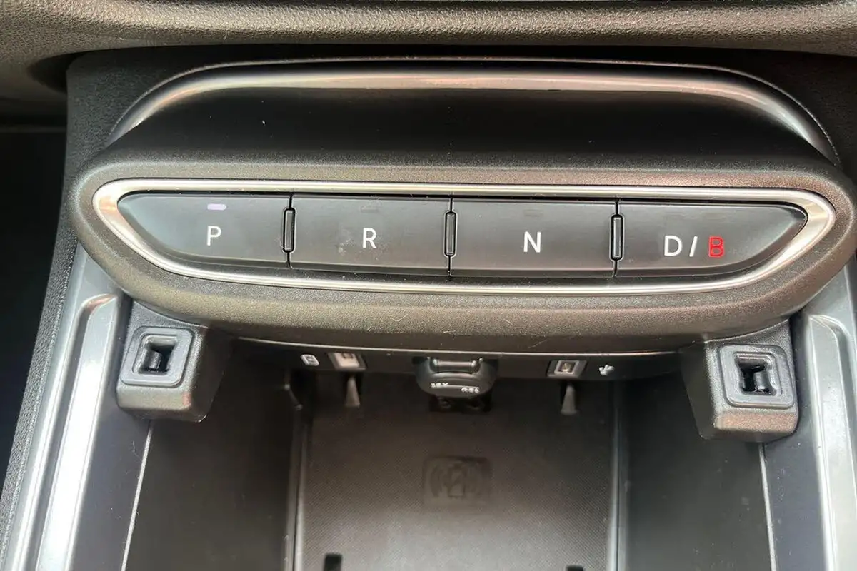 2024-fiat-600e-e-la-prima-big-16
