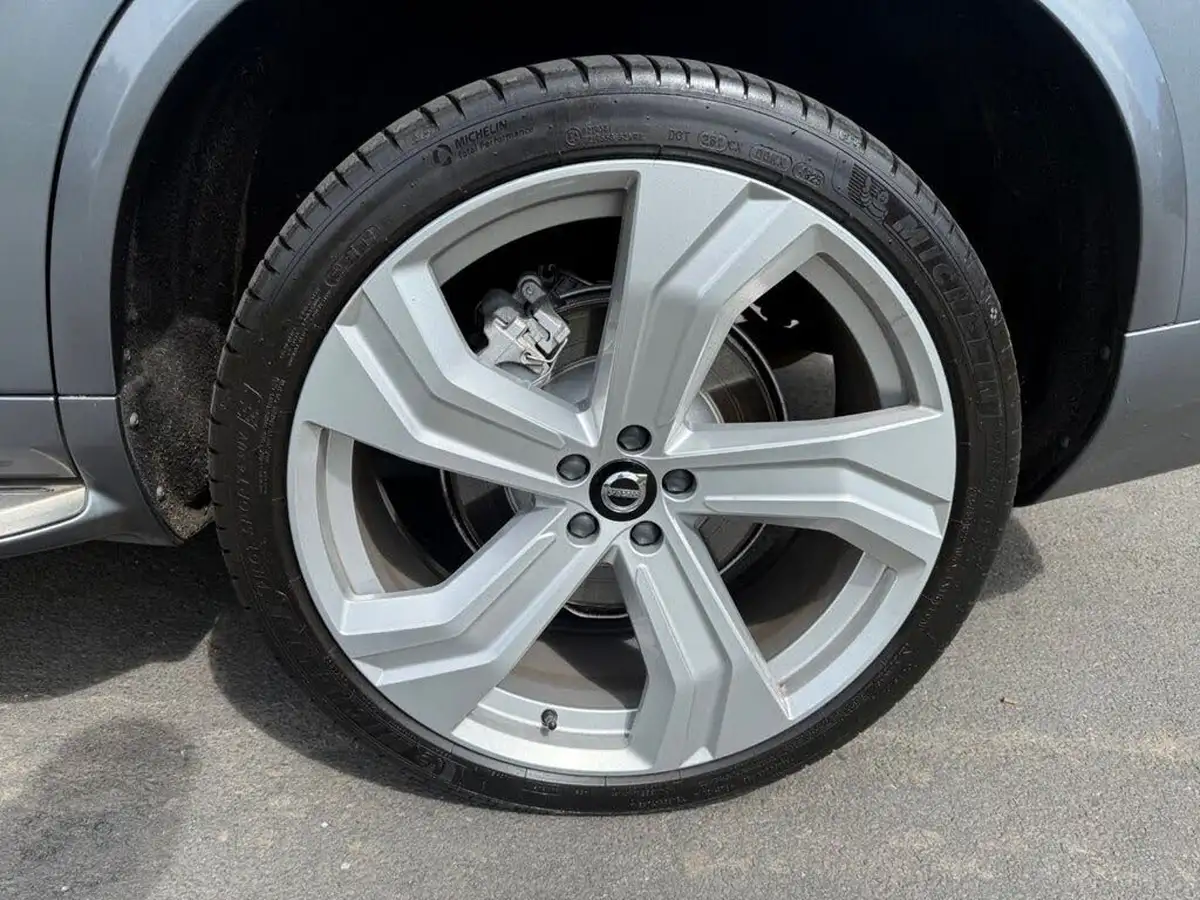 2020-volvo-xc90-20-t8-r-design-twin-engine-big-31