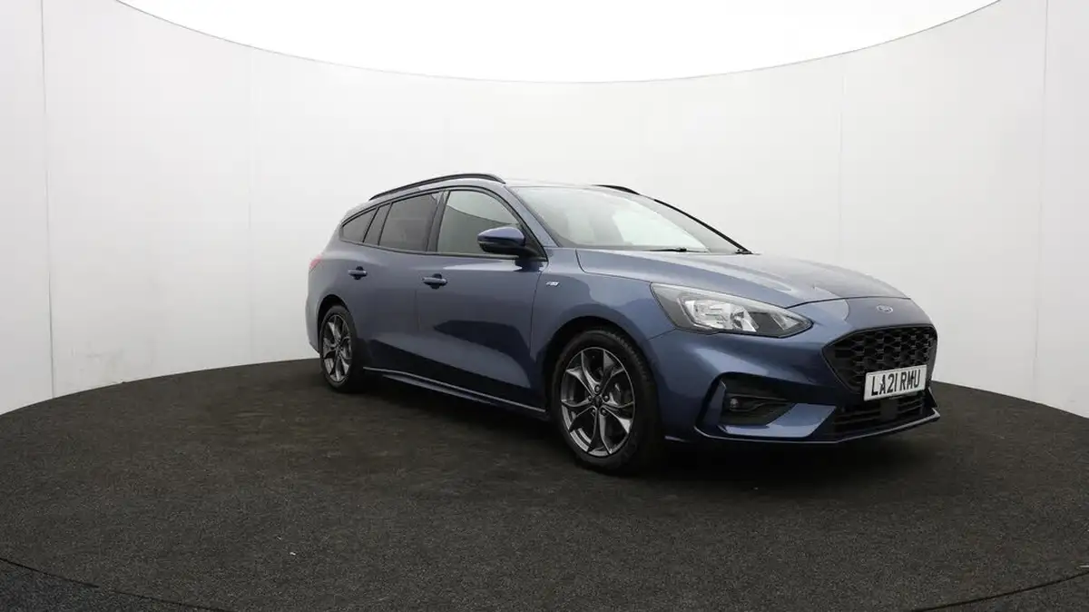 2021-ford-focus-15-st-line-estate-big-49