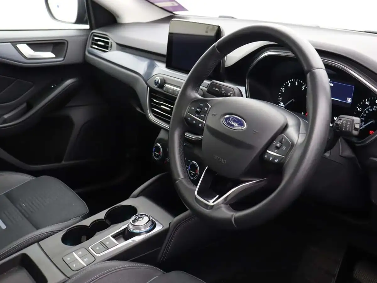 2020-ford-focus-10t-active-x-hatchback-auto-big-18