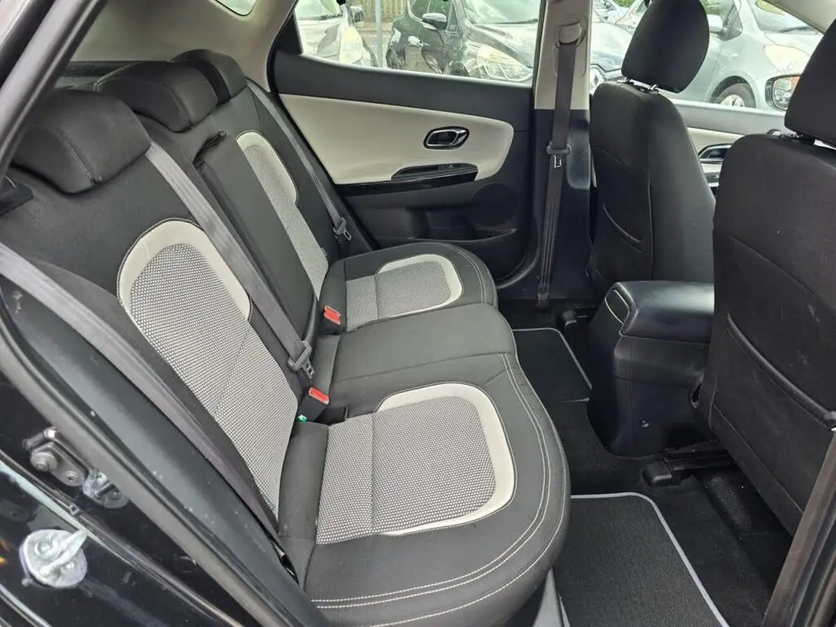 2014-kia-ceed-16crdi-3-isg-hatchback-big-22