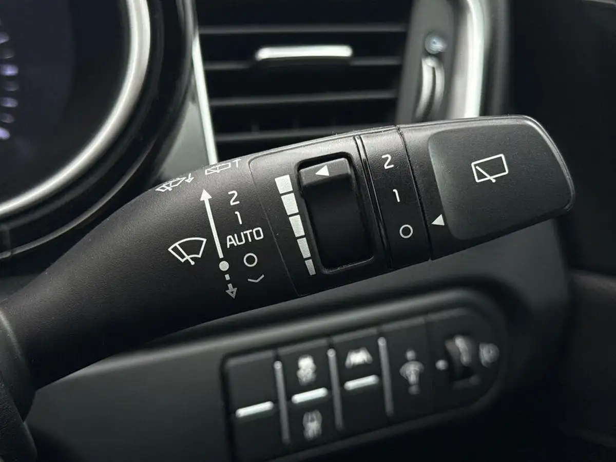 2022-kia-xceed-15-t-gdi-3-big-34