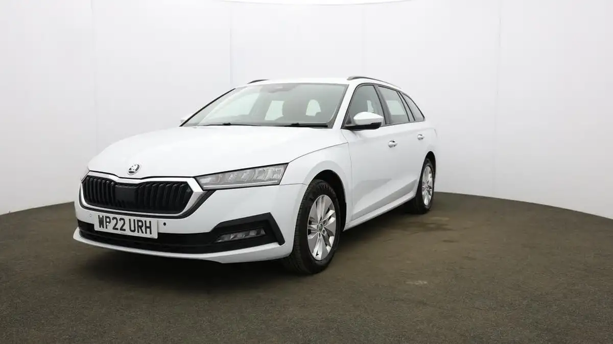 2022-skoda-octavia-10-tsi-se-technology-110ps-estate-big-32