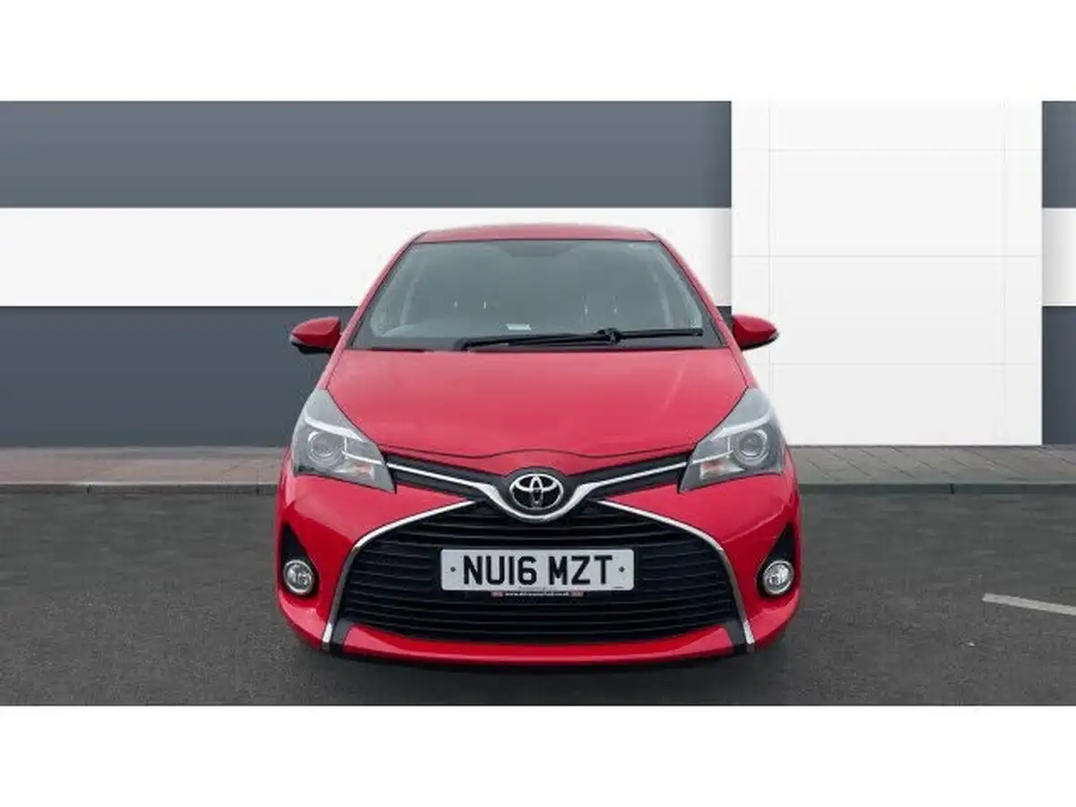 2016-toyota-yaris-133-icon-vvt-i-5d-big-2