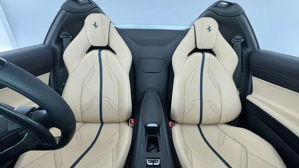 2022-ferrari-812-gts-big-32