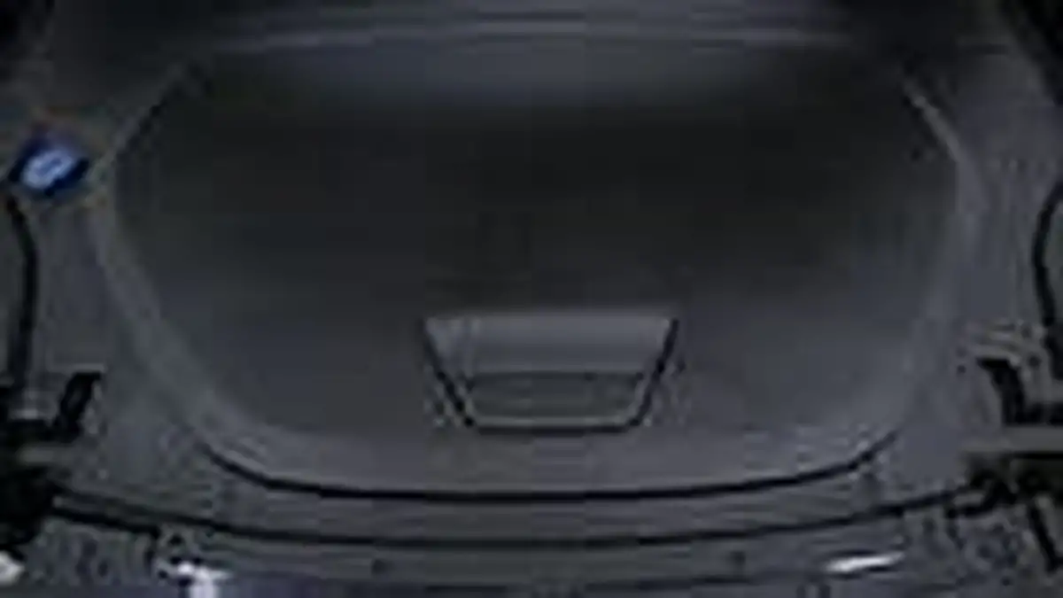 2022-volvo-xc40-e-twin-recharge-big-29