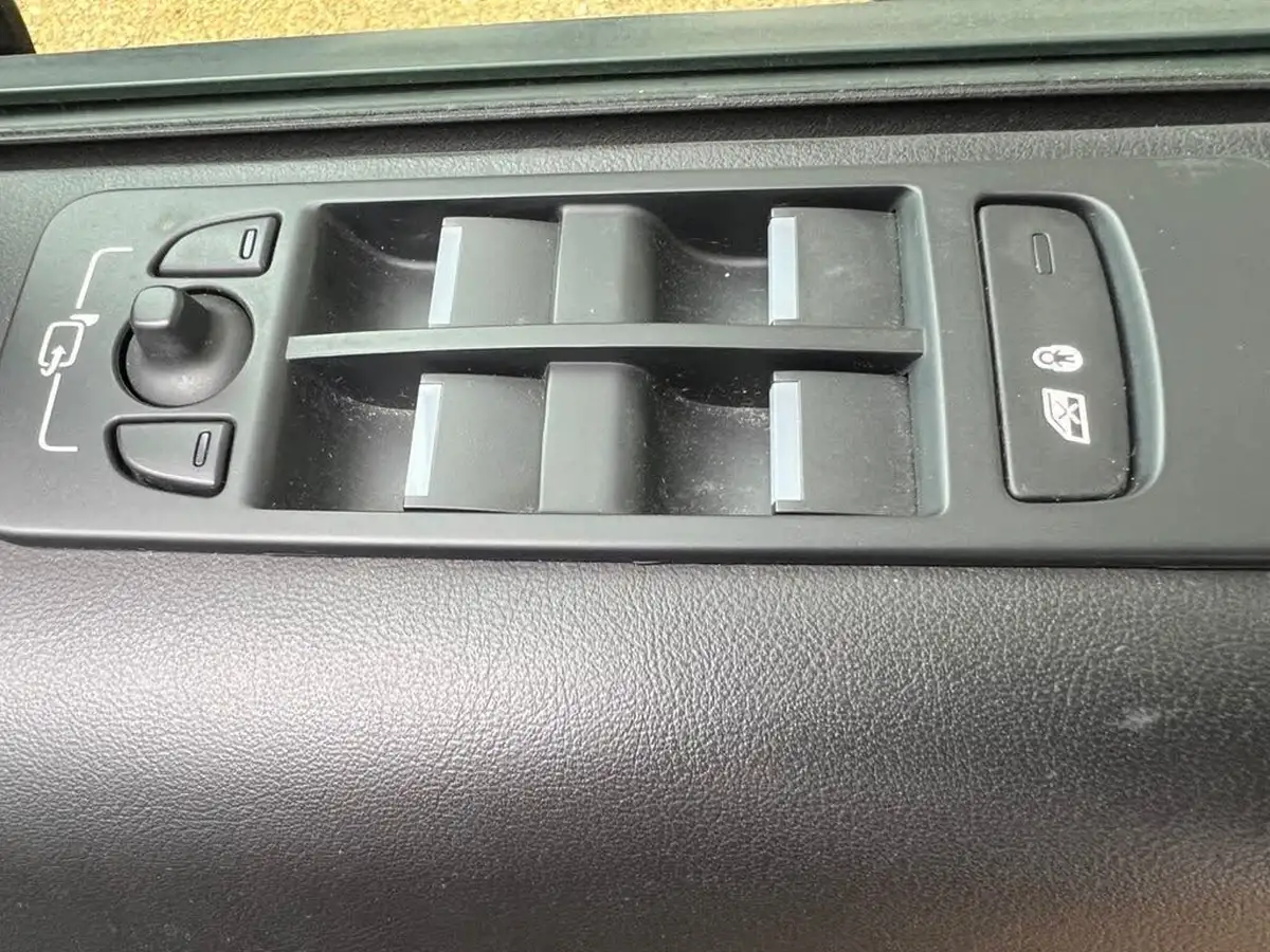 2019-land-rover-discovery-sport-20-d180-hse-big-29