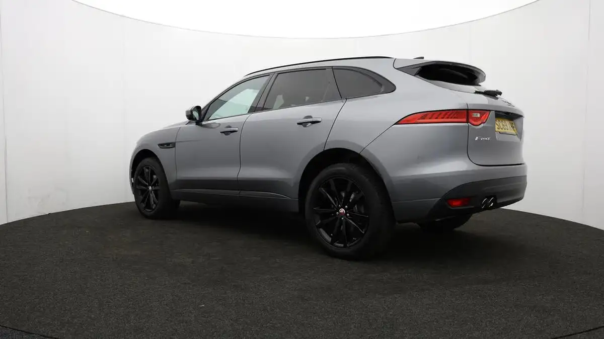 2020-jaguar-f-pace-20-i4d-chequered-flag-180ps-big-70