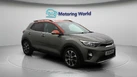 2018-kia-stonic-10-t-gdi-4-small-1