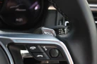 2018-porsche-macan-small-37