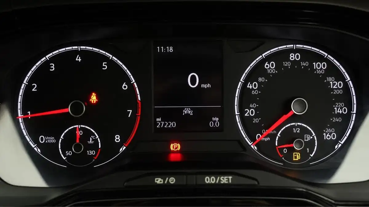 2020-volkswagen-polo-10-match-big-10
