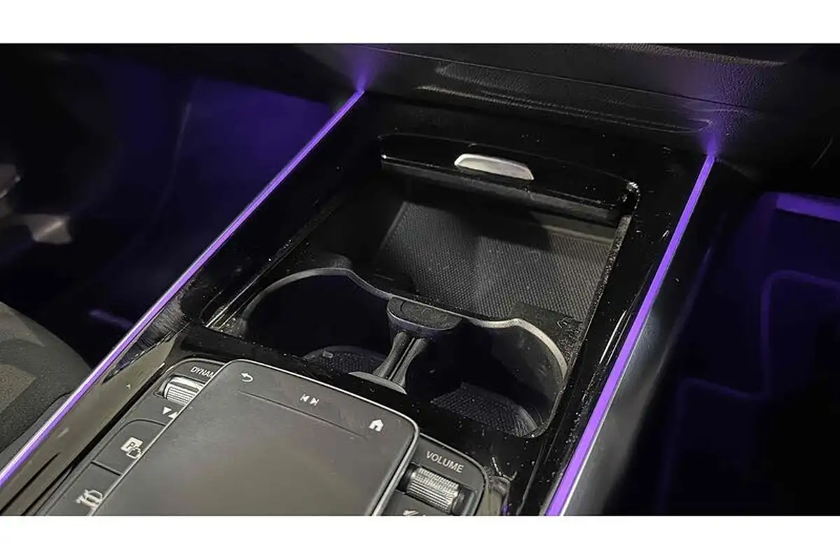2021-mercedes-benz-eqa-e-eqa-250-amg-line-big-49