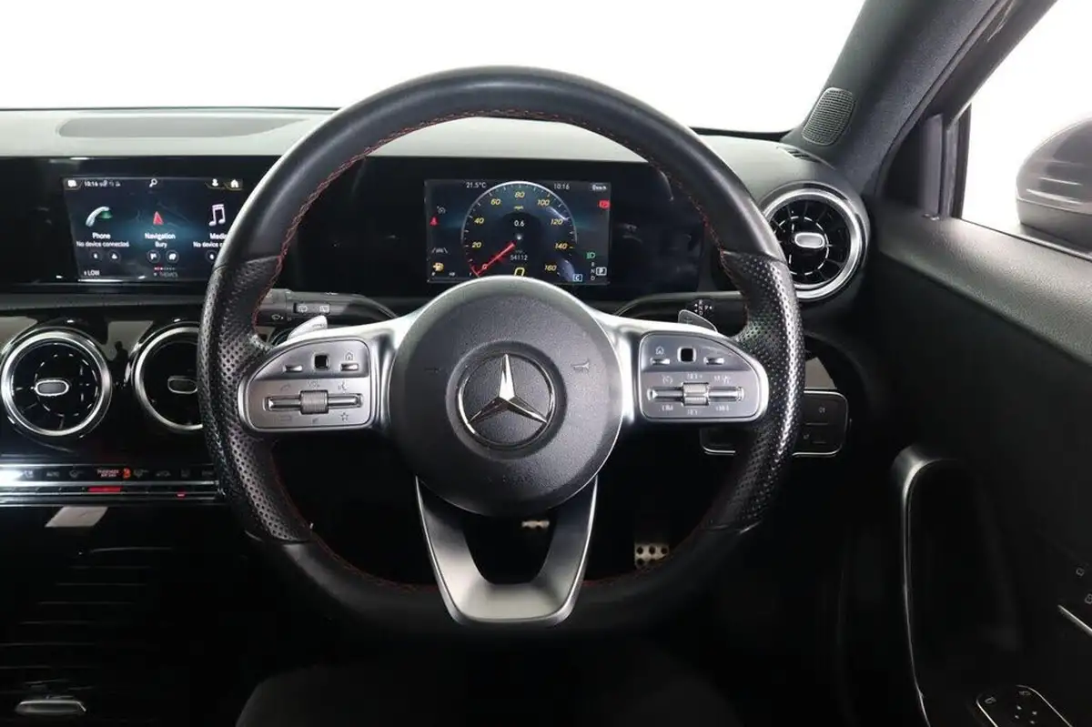 2018-mercedes-benz-a-class-13-a200-amg-line-ss-hatchback-5d-7g-dct-big-49