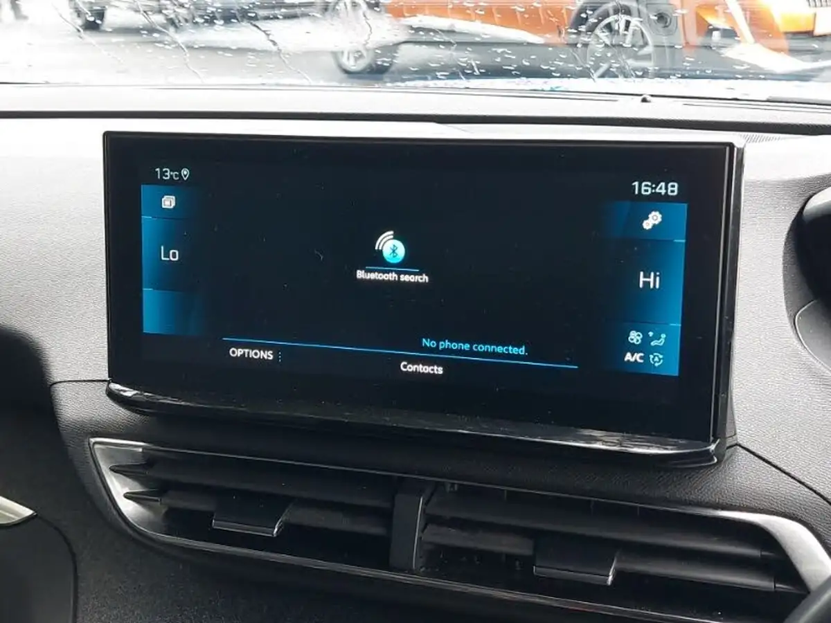 2022-peugeot-3008-suv-12-puretech-allure-premium-eat8-big-17