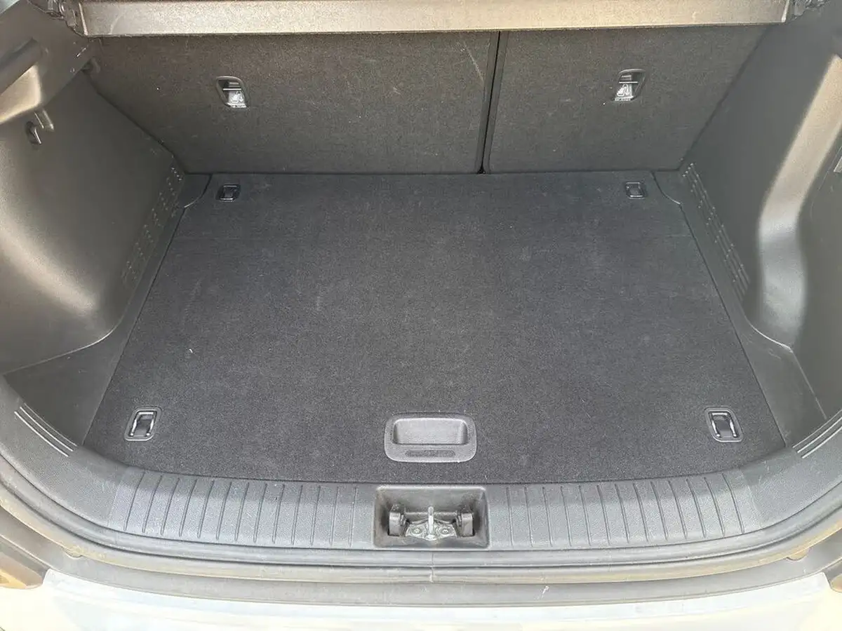 2019-hyundai-kona-10-t-gdi-play-big-11