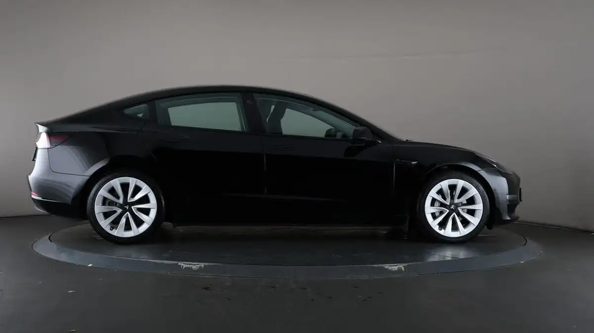 2021-tesla-model-3-e-long-range-4x4-big-59