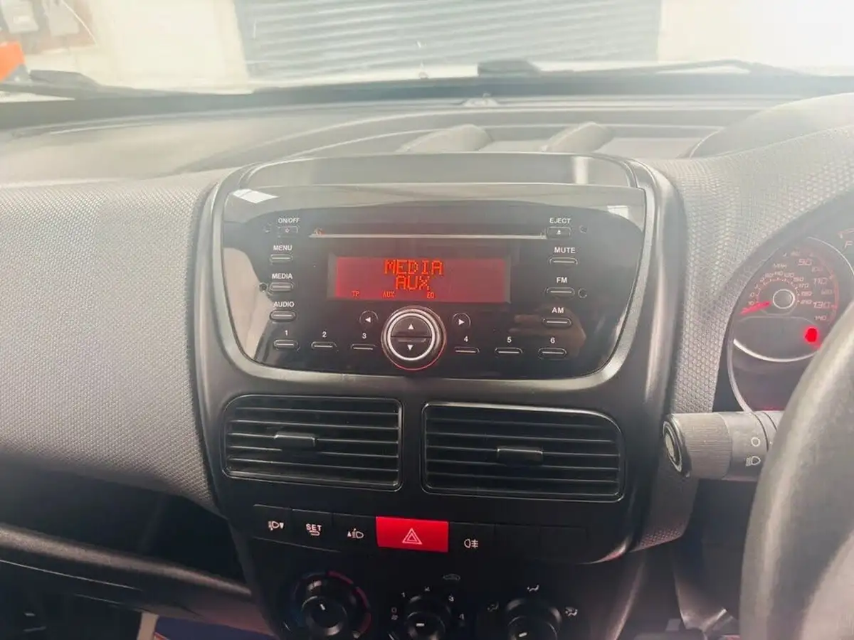 2015-fiat-doblo-cargo-13td-v-l1-refrigerated-van-big-12