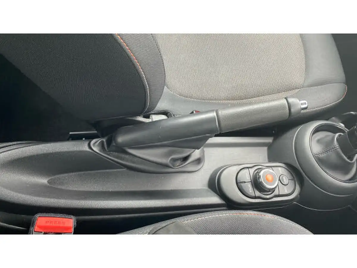 2019-mini-cooper-15-cooper-classic-hatchback-3d-auto-big-29