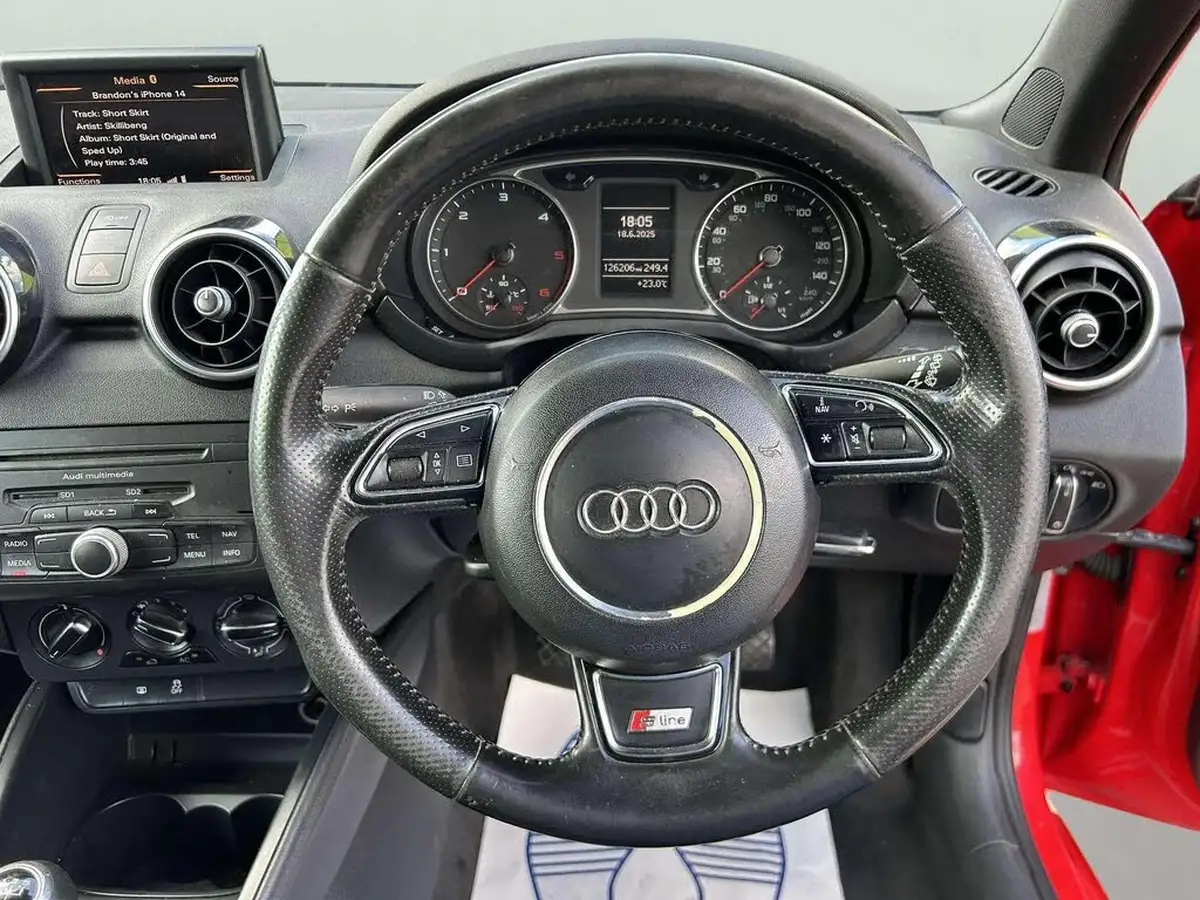 2011-audi-a1-16td-s-line-hatchback-3d-big-21