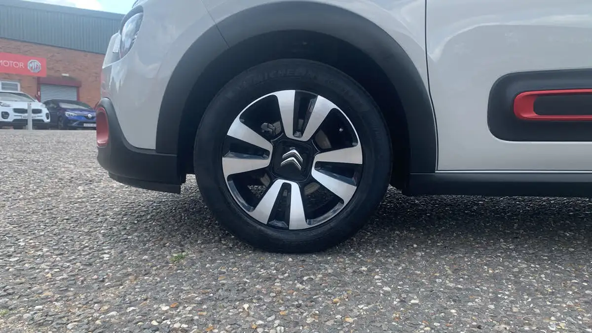2022-citroen-c3-12-puretech-c-series-big-13