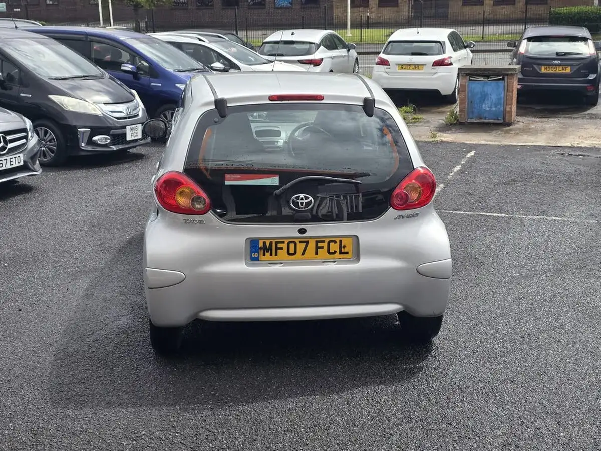 2007-toyota-aygo-10-aygo-5d-big-4