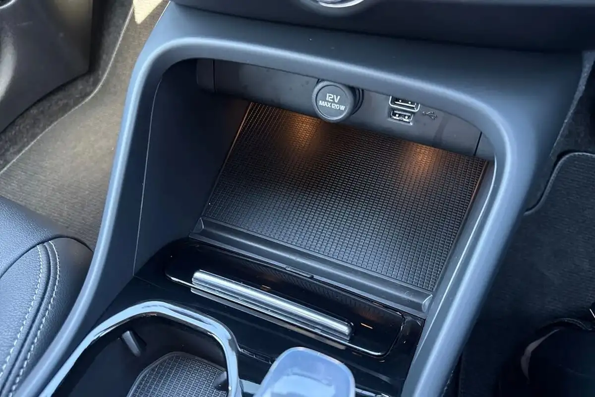 2020-volvo-xc40-15-t5-inscription-plug-in-hybrid-big-57