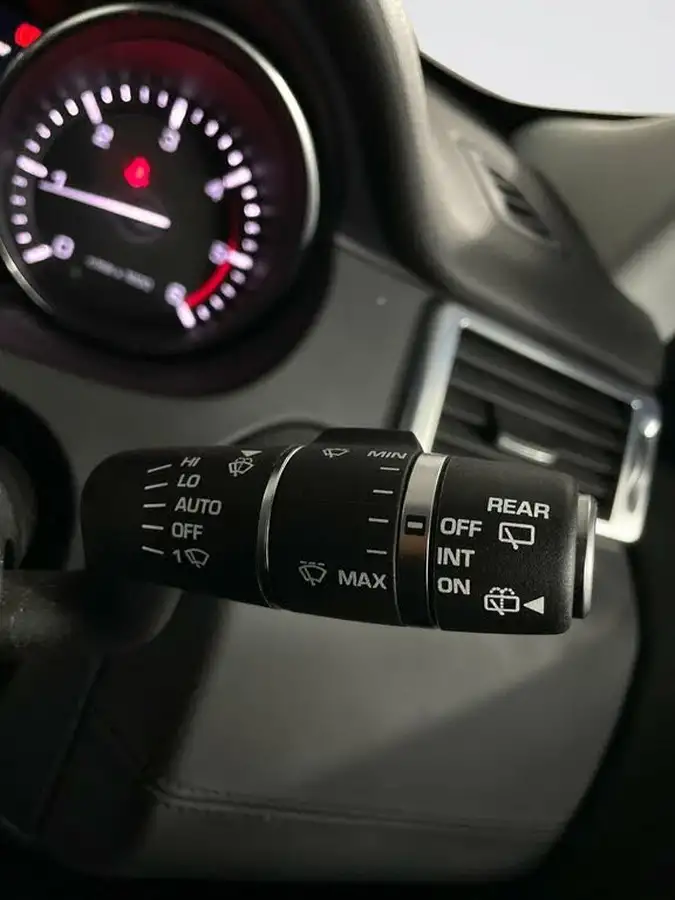 2015-land-rover-discovery-sport-20td4-hse-luxury-auto-big-21