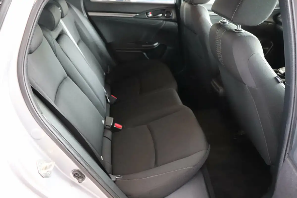2017-honda-civic-10-vtec-turbo-sr-cvt-big-22