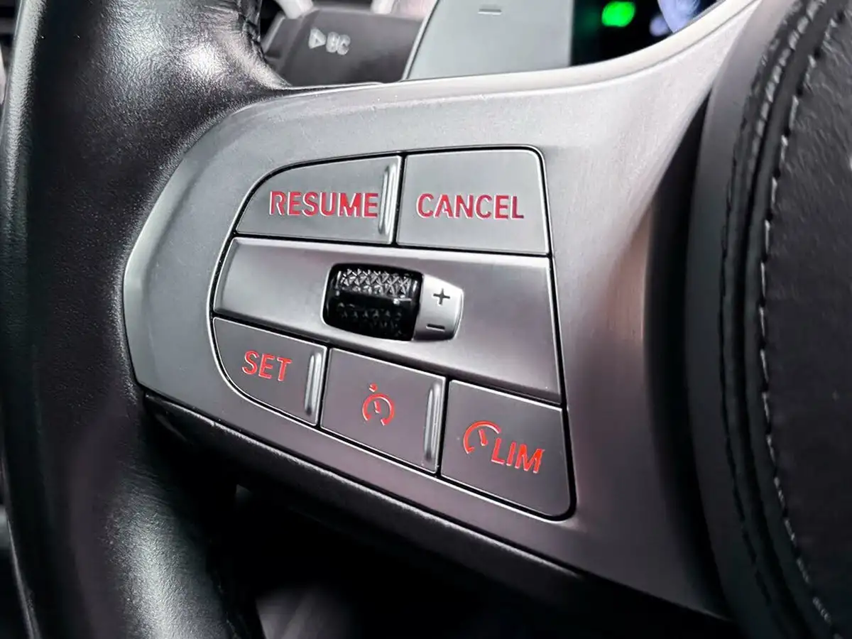 2021-bmw-7-series-30-745e-m-sport-big-29