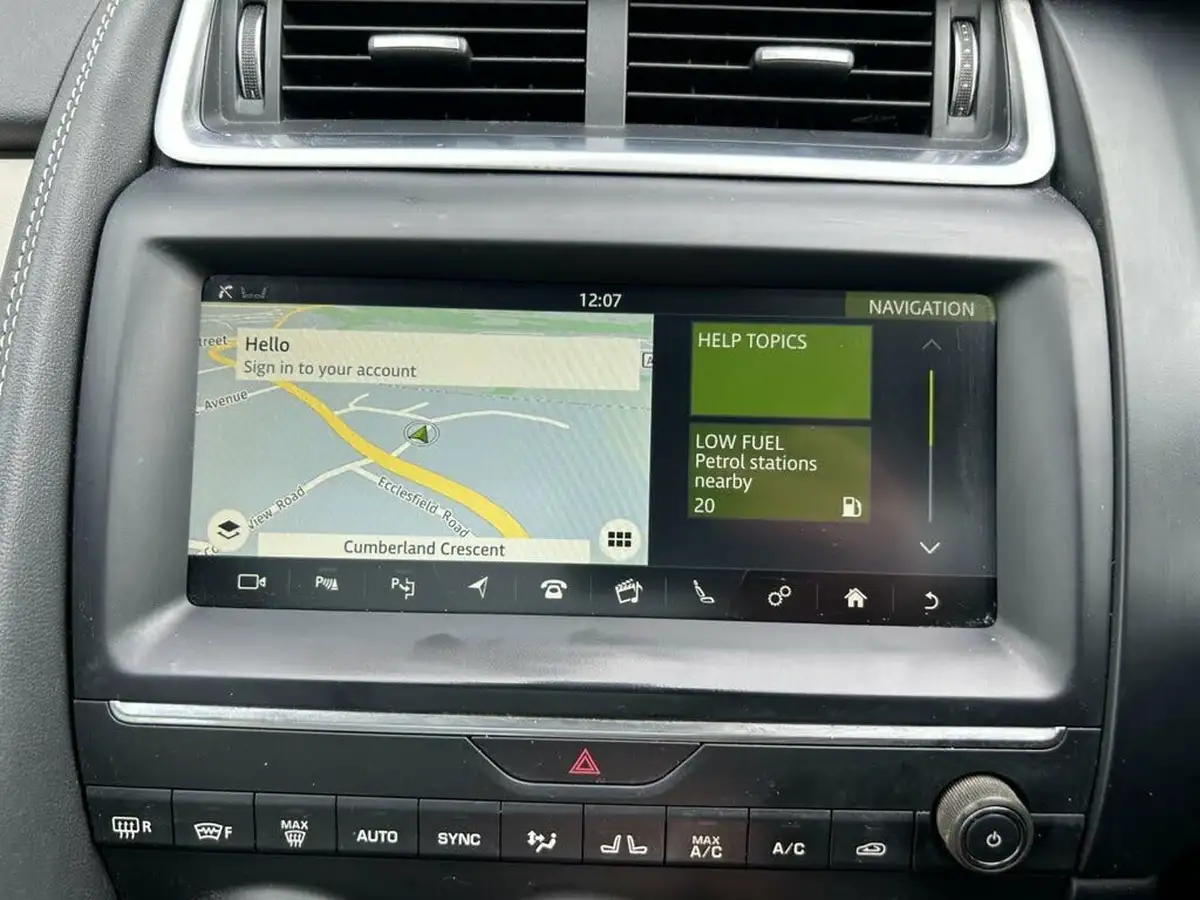 2018-jaguar-e-pace-20-i4d-r-dynamic-s-150ps-awd-ss-auto-big-12
