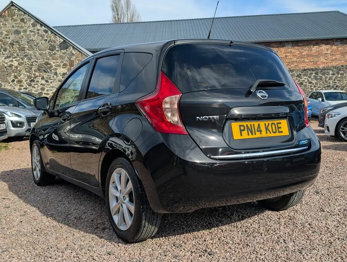2014-nissan-note-15dci-tekna-style-pack-big-11