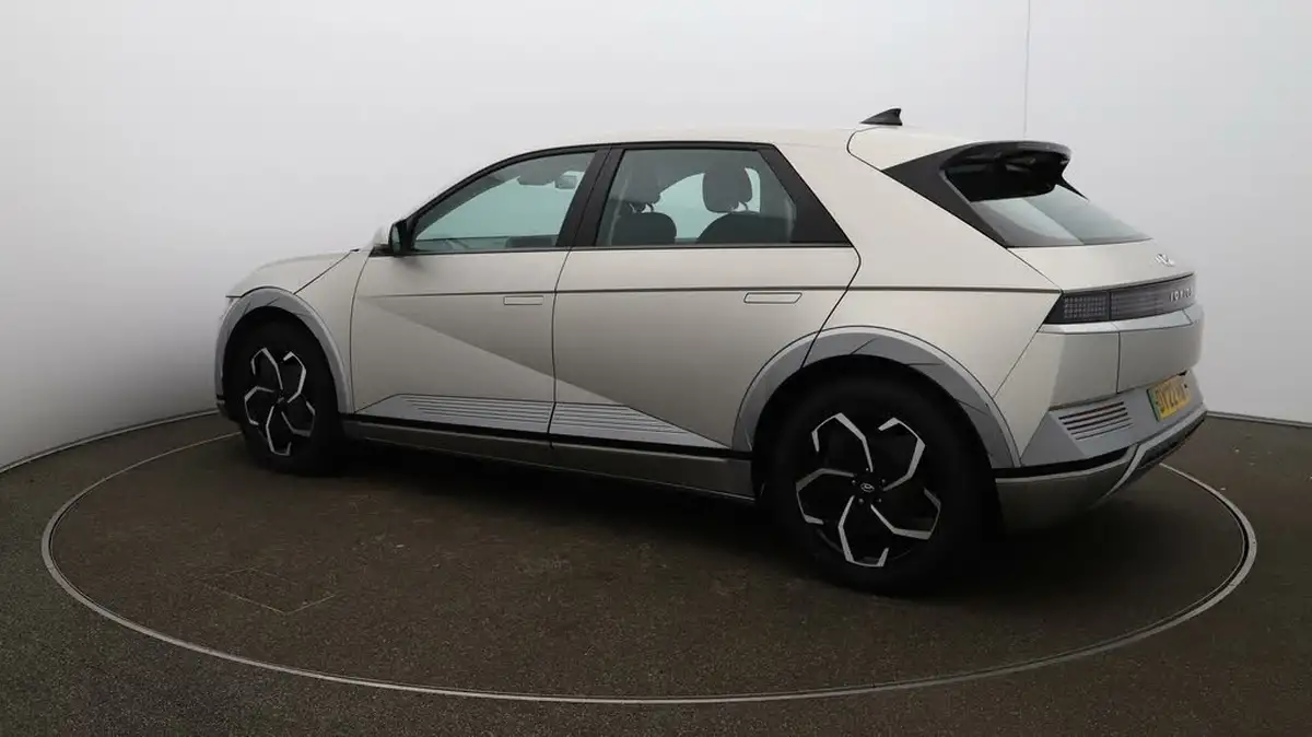 2022-hyundai-ioniq-5-e-premium-217ps-73kwh-rwd-big-27