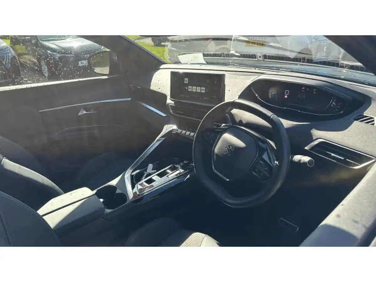 2024-peugeot-3008-suv-12-puretech-allure-130bhp-ss-eat8-big-10