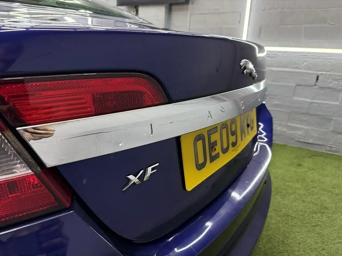 2009-jaguar-xf-30td-luxury-big-7