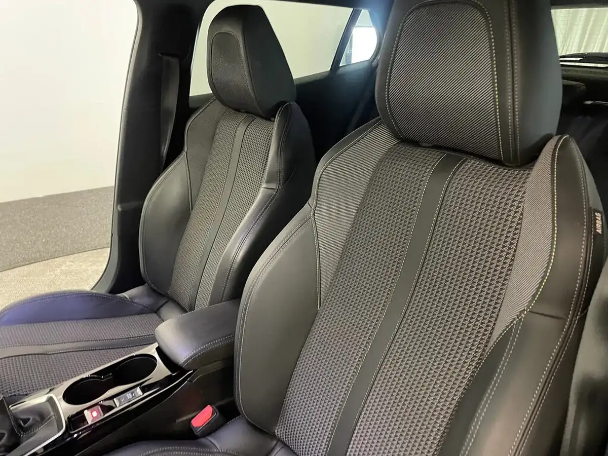 2022-peugeot-2008-suv-12-puretech-gt-big-33