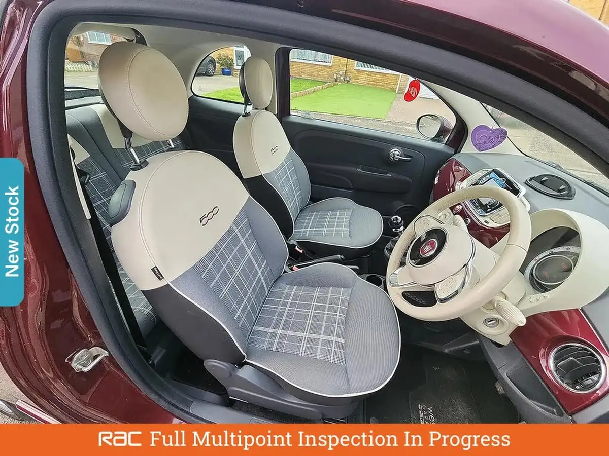 2016-fiat-500-09-lounge-105bhp-big-2
