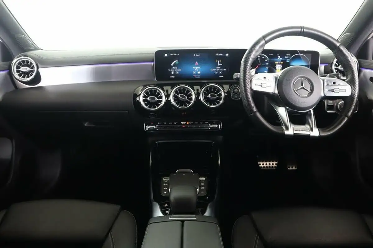2020-mercedes-benz-a-class-20-a35-amg-premium-hatchback-5d-big-9