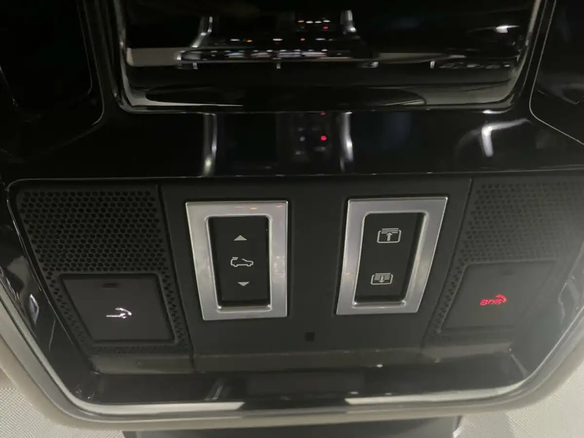 2017-land-rover-range-rover-sport-20sd4-hse-240ps-big-26