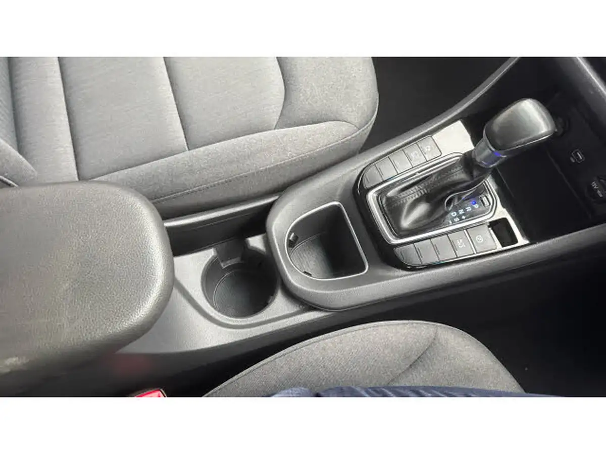 2022-hyundai-ioniq-16-gdi-premium-se-hybrid-big-31