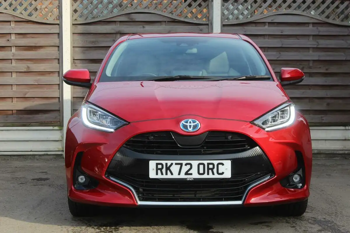 2022-toyota-yaris-cross-15-vvt-i-excel-city-packpan-roof-big-3