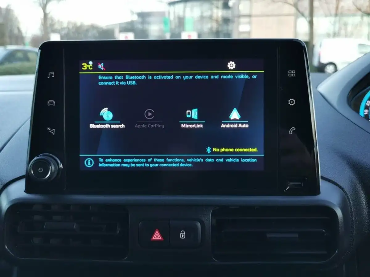 2023-peugeot-partner-e-750-professional-premium-50kwh-big-11
