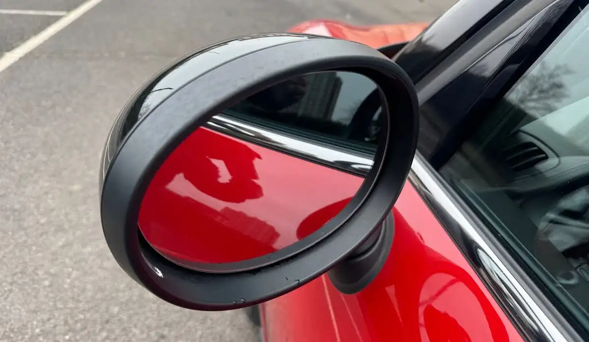 2015-mini-cooper-15-cooper-5d-auto-big-24