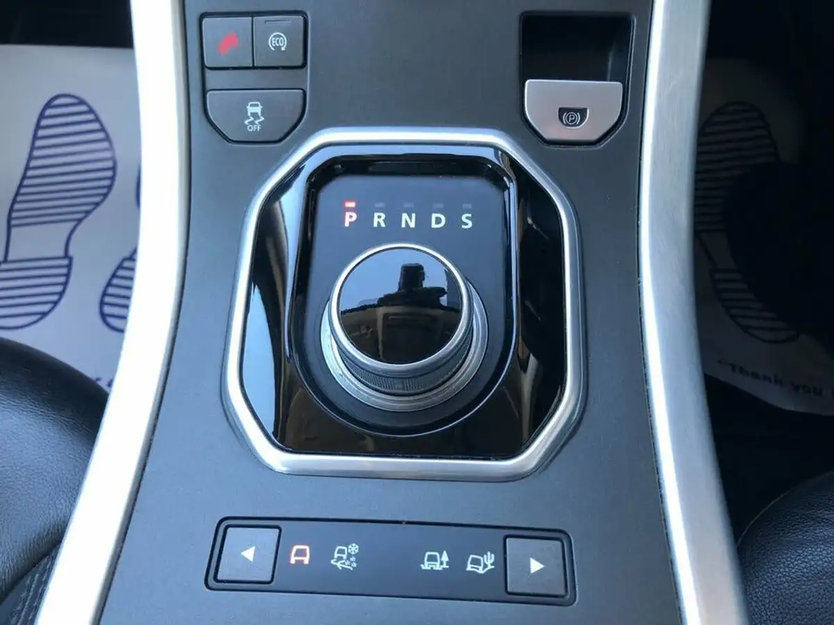 2014-land-rover-range-rover-evoque-22sd4-pure-tech-hatchback-5d-auto-big-40