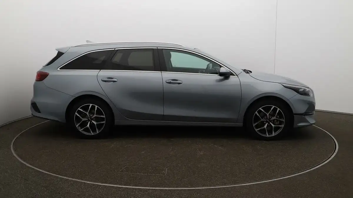 2023-kia-ceed-15-t-gdi-3-158bhp-sportswagon-big-41