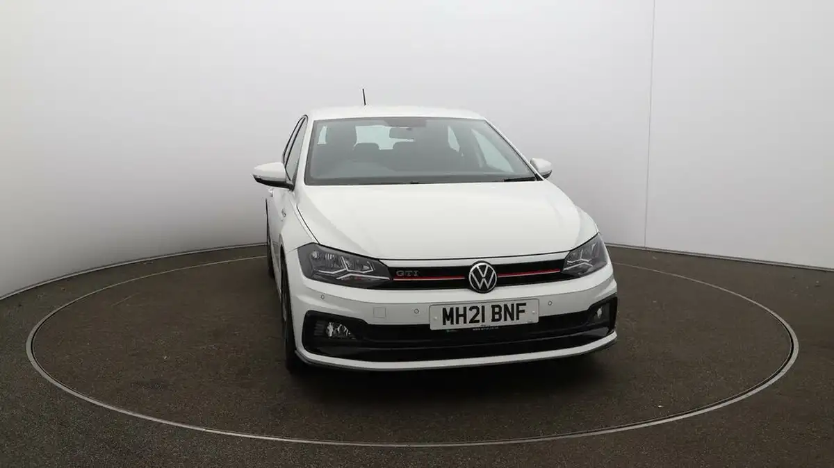 2021-volkswagen-polo-20-tsi-gti-big-33